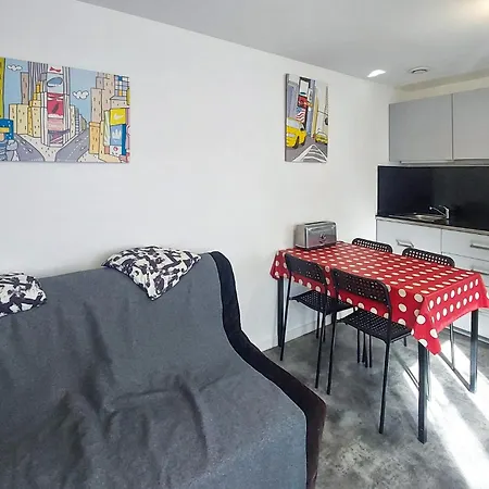 Beautiful In Dunkerque With Kitchen