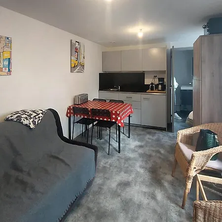 Beautiful In Dunkerque With Kitchen 敦刻尔克
